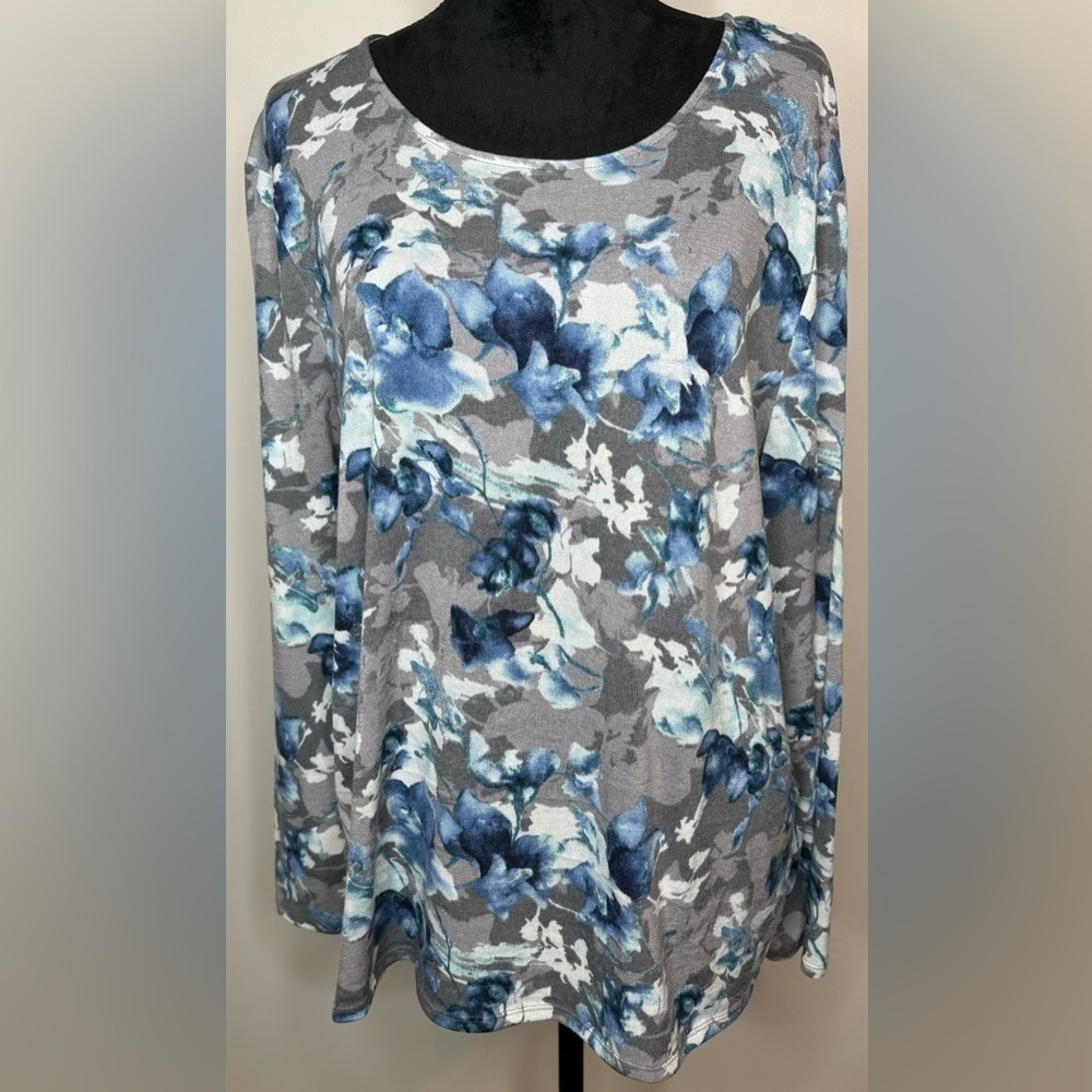 Chico's Women’s Gray Blue Floral Polyester Blend Long Sleeve Knit Blouse Size 3